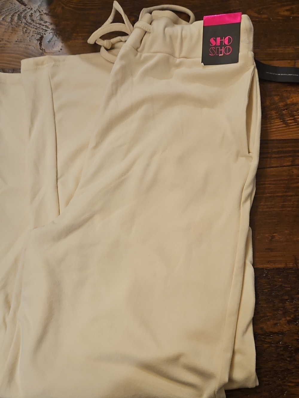 Nwt shosho Cream Drawstring Jogger Pants